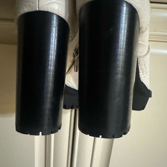 Vince camuto combat boot white leather 8.5 - Picture 4 of 5